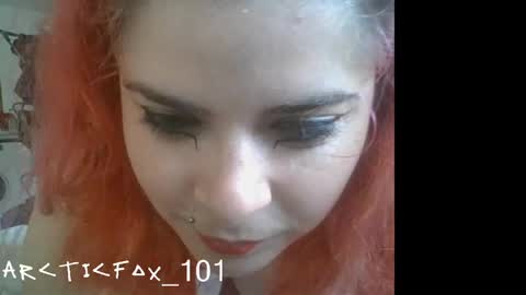 Snapshot of arcticfox_101 chatting on 07/10/26, 07:34 Daisy online show from 07/10/26, 07:34