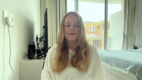 Snapshot of ardellleclair chatting on 05/17/26, 09:38 Ariana online show from 05/17/26, 09:38