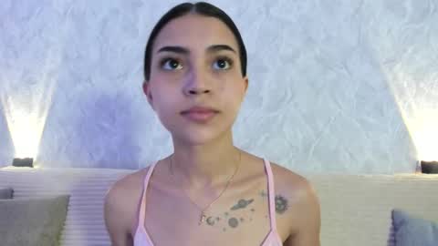    online show from 12/02/25, 04:35