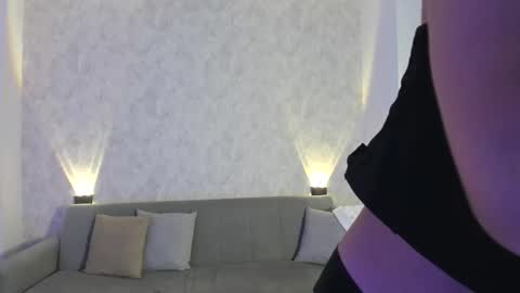    online show from 12/13/25, 08:14