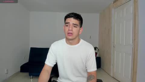 Snapshot of ares_johnsonn chatting on 09/15/25, 12:16 Ares online show from 09/15/25, 12:16