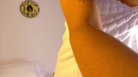 Snapshot of aresangell chatting on 10/03/25, 08:28 ARES online show from 10/03/25, 08:28