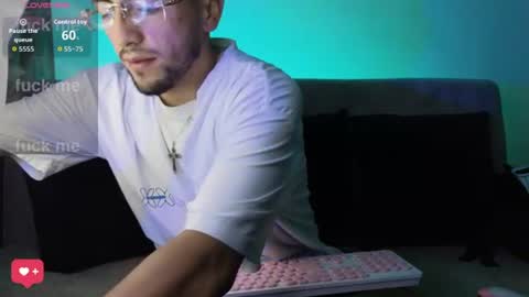 Snapshot of aresmassimox chatting on 07/25/26, 11:46 Mateo online show from 07/25/26, 11:46