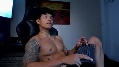 aress444 online show from 12/14/25, 09:52