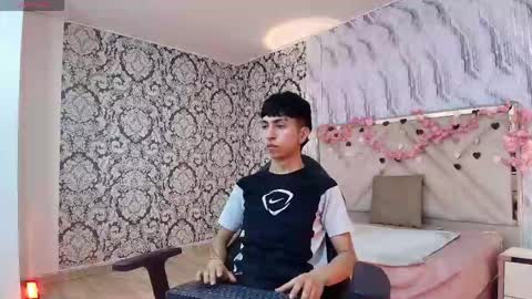 Snapshot of aress_tay chatting on 05/19/26, 05:25 aress_tay online show from 05/19/26, 05:25