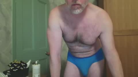 Snapshot of argonaut1967 chatting on 09/20/25, 03:35 Argonaut online show from 09/20/25, 03:35