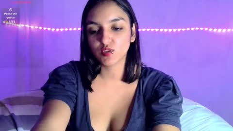 Bella online show from 03/22/26, 06:22