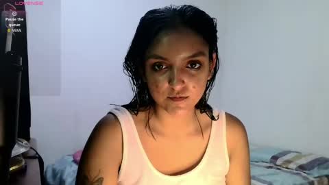 Snapshot of ari_20_ chatting on 06/05/26, 05:29 Bella online show from 06/05/26, 05:29
