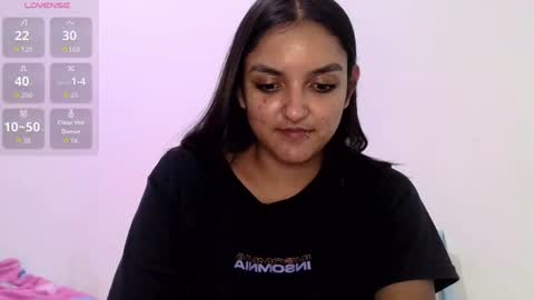 Snapshot of ari_20_ chatting on 07/10/26, 03:44 Bella online show from 07/10/26, 03:44
