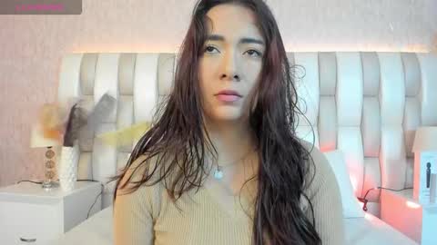 ari_lynn_ online show from 01/06/26, 03:21