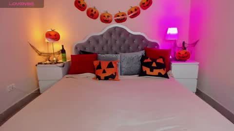 aria69stars online show from 10/29/25, 09:22