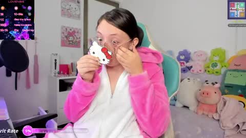 Linda online show from 06/09/26, 02:12