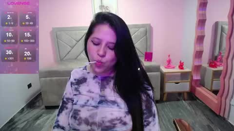 Aria online show from 12/16/25, 11:43