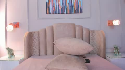 Aria  online show from 12/11/24, 03:24