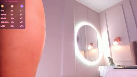 Aria  online show from 12/14/24, 09:07