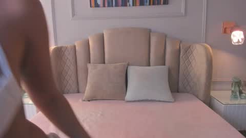 Aria  online show from 02/20/25, 02:51