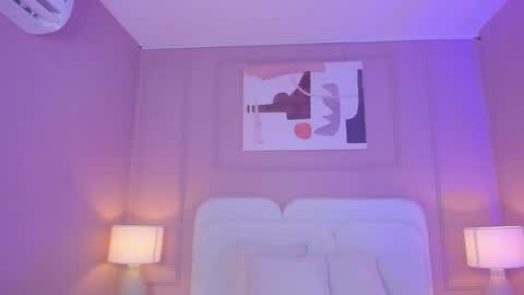 Aria  online show from 12/16/25, 02:38