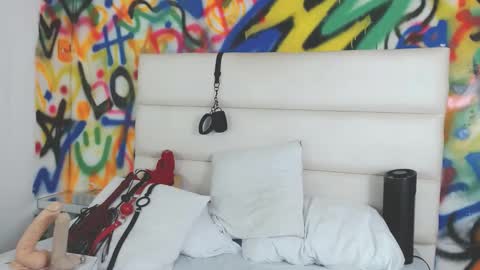 Snapshot of aria_martiin chatting on 12/12/24, 03:37 aria online show from 12/12/24, 03:37