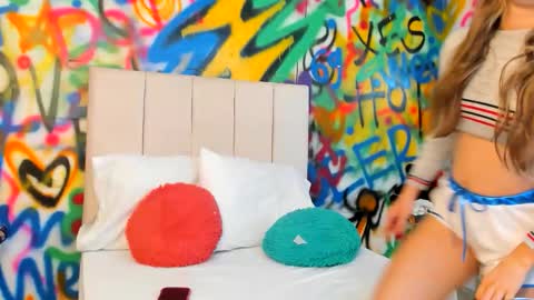 aria online show from 03/18/26, 03:04