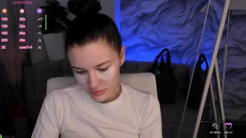 aria_mila online show from 03/15/26, 03:01