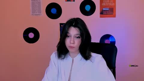 aria_wild_ online show from 06/20/26, 07:16