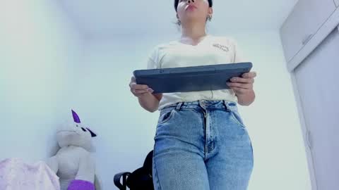 ariacoral online show from 03/30/26, 01:23