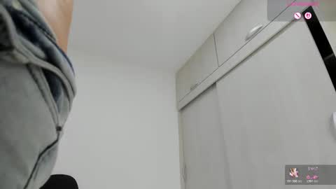 ariacoral online show from 04/18/26, 01:26