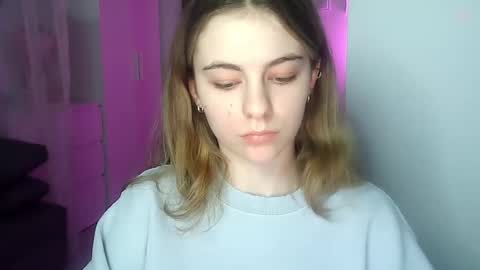 Snapshot of ariacreazy chatting on 01/04/25, 06:30 AriaCreazy online show from 01/04/25, 06:30