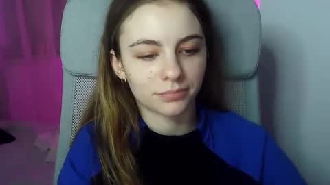 Snapshot of ariacreazy chatting on 02/03/25, 09:18 AriaCreazy online show from 02/03/25, 09:18