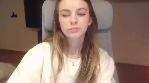 Snapshot of ariacreazy chatting on 10/20/25, 08:20 AriaCreazy online show from 10/20/25, 08:20