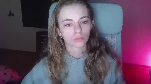 AriaCreazy online show from 11/15/25, 04:14