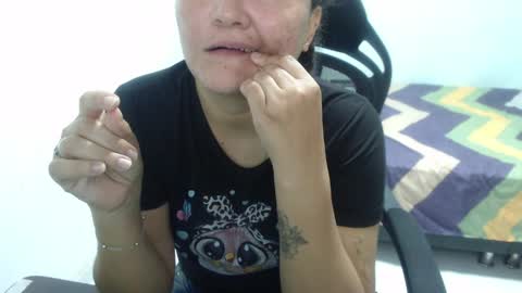 ...Ariana... online show from 04/17/26, 06:00