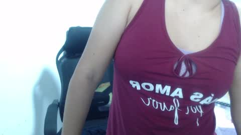 Snapshot of ariadna_6 chatting on 05/22/26, 04:56 ...Ariana... online show from 05/22/26, 04:56