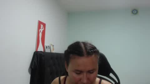 Snapshot of ariadna_6 chatting on 05/25/26, 06:25 ...Ariana... online show from 05/25/26, 06:25