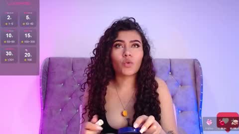 Snapshot of ariadna_tr chatting on 12/04/24, 06:50 Ari online show from 12/04/24, 06:50