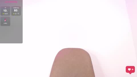 Snapshot of ariadna_tr chatting on 01/22/25, 07:03 Ari online show from 01/22/25, 07:03