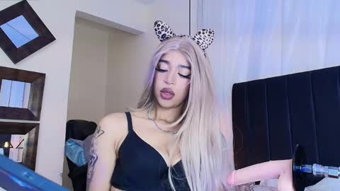 Snapshot of ariadnaaa_ chatting on 05/09/26, 03:34 Ariadna online show from 05/09/26, 03:34