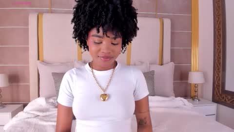 Aria Foster online show from 11/08/25, 12:00