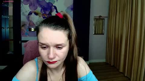 Snapshot of ariagrays chatting on 01/31/26, 08:29 AriaGray online show from 01/31/26, 08:29