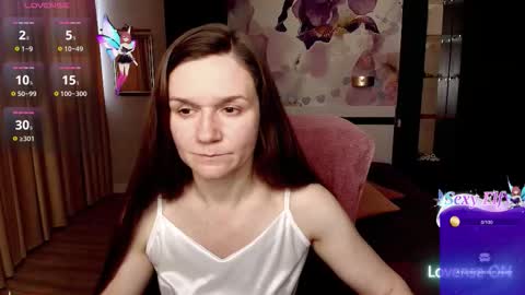 Snapshot of ariagrays chatting on 02/11/26, 07:24 AriaGray online show from 02/11/26, 07:24