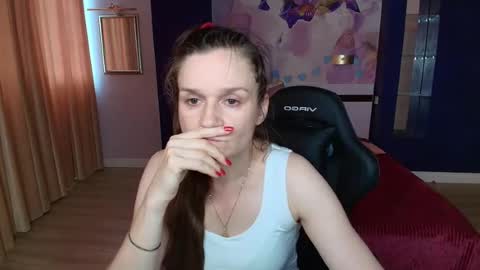 AriaGray online show from 07/06/26, 12:24