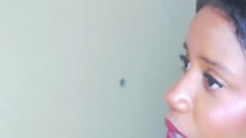 Snapshot of ariagreeenn chatting on 07/04/26, 02:18 AriaGreeenn online show from 07/04/26, 02:18