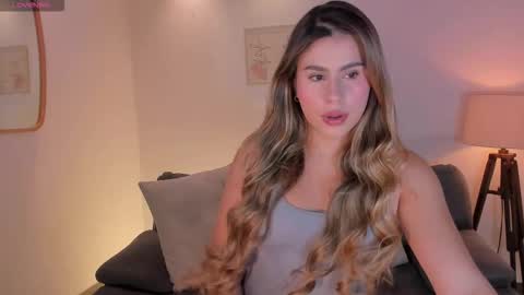 arialanne online show from 09/24/25, 11:35