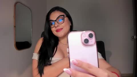 Snapshot of ariana__vega chatting on 03/11/25, 02:21 Ariana Vega IG arivegax1 TW arivegax1 online show from 03/11/25, 02:21