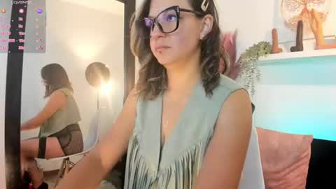 Snapshot of ariana_blonde_ chatting on 08/07/26, 11:45 Ariana blonde online show from 08/07/26, 11:45