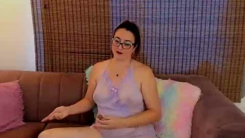 Snapshot of ariana_cross_ chatting on 05/11/26, 02:45 Ariana Cruz online show from 05/11/26, 02:45