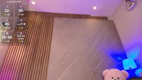 Ariana online show from 02/11/26, 12:32