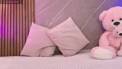 Ariana online show from 02/25/26, 12:15