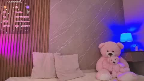 Ariana online show from 03/21/26, 12:32