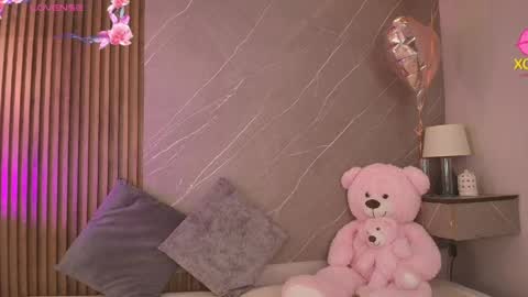 Ariana online show from 04/13/26, 12:43